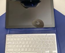 Lenovo Miix 520 (i5 8th Gen) 2-in-1 Tablet + Keyboard (Needs Battery)