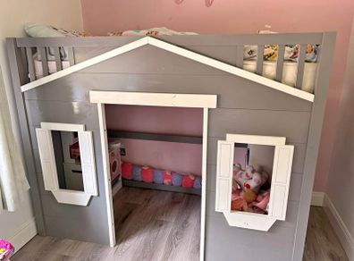 Kids bulk house bed loft
