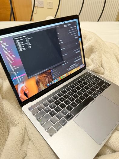 Apple MacBook Pro 13