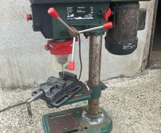 bench pillar drill