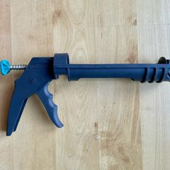 Wolfcraft MG100 caulking/silicone gun