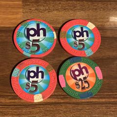 Collectible PLANET HOLLYWOOD Las Vegas casino chips poker