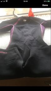 Girls wetsuit size Xs 84/86 cm