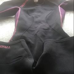 Girls wetsuit size Xs 84/86 cm