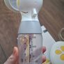 Medela breast pump Image 2