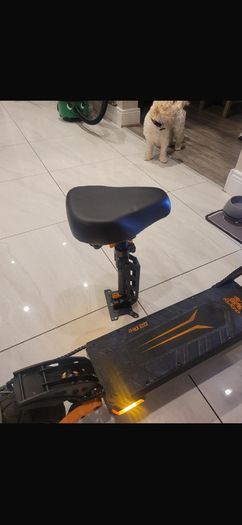 Kukirin G2 electric scooter