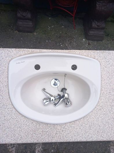 shanks  & counter top and 2 toilet seats
