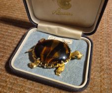 Rare Find Vintage Glass Turtle Brooch and Pendant