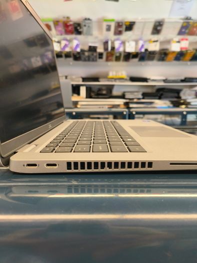 Dell Latitude 5430 (12th Gen) Core i5 1245U 8GB RAM 256GB SSD Windows 11 Pro 14.1" FHD Laptop (SALE PRICE)