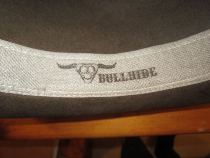 Bullhide montecarlo    size XL   DARK brown