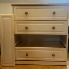 4 Drawer Chest of Drawers