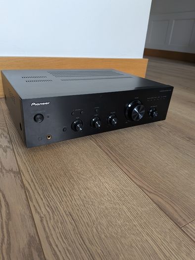 Rega Pioneer Q Acoustics hifi