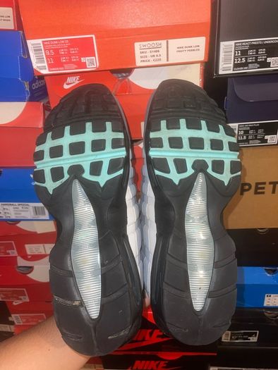 Nike Air Max 95 Hyper Turquoise FV4710-100