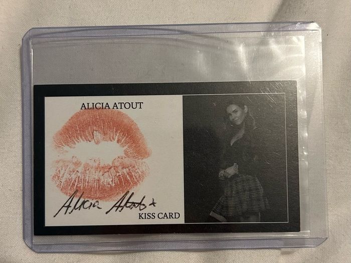 Assortment of autographs