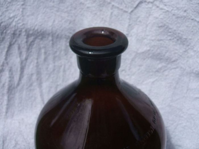 BRITISH DRUG HOUSES LTD (BDH) - a vintage large brown glass bottle (1960's or earlier). About 11" high. PRICE REDUCED.
