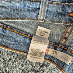 levis