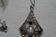 Pendant ,stainless steel chain,Fashion jewellery.Gift