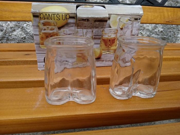 6 New Pants Up Glasses