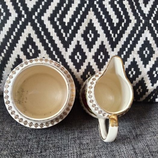 1937 to 1947 Sadler, jug & sugar bowl