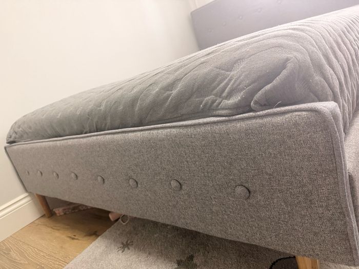 Double bed frame