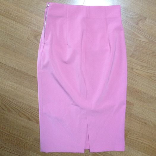 Half new Zara midi pencil skirt