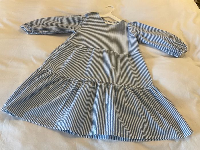 Gorgeous girls H&M blue white stripe dress like new 9-10