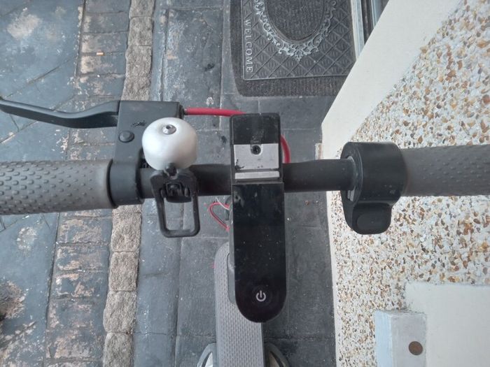 Electric scooter