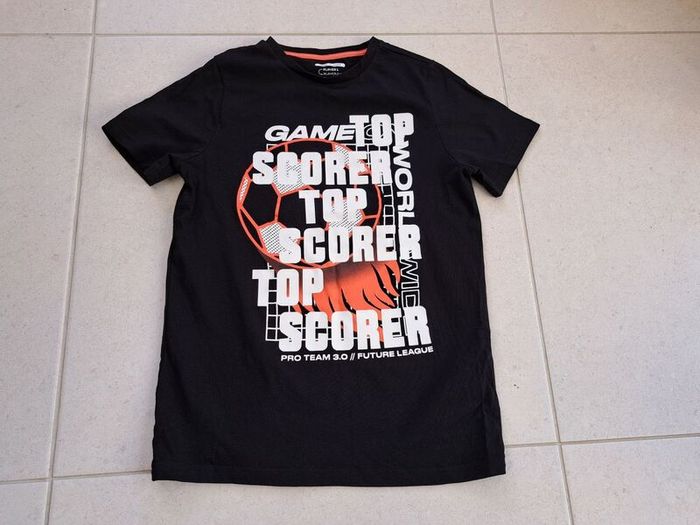 Boys T-shirt 11-12yrs