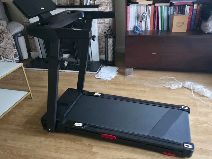 Treadmill Umay L10 Foldable , 20% Incline Treadmill