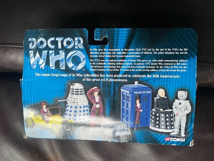 Doctor Who Figures Corgi Tardis Davros and Cyberman-Rare item