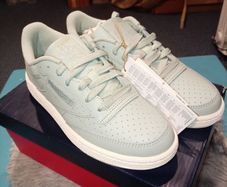 ladies Reebok shoes 3.5(36)