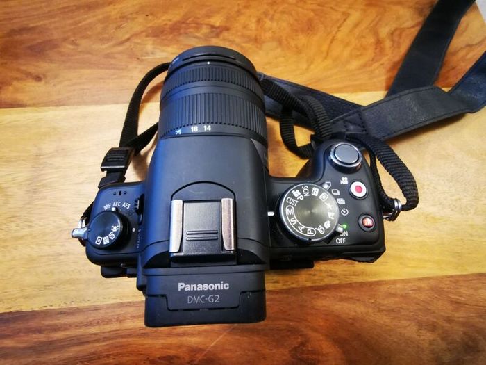 Panasonic G2 (14-42mm) digital mirrorless camera for sale