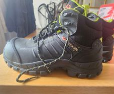 Heckel Safety composite boots brand new