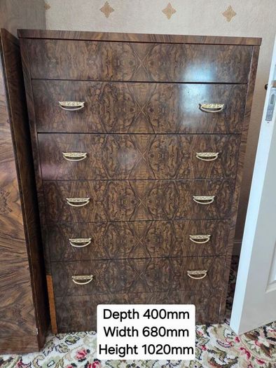 Chest of Drawers