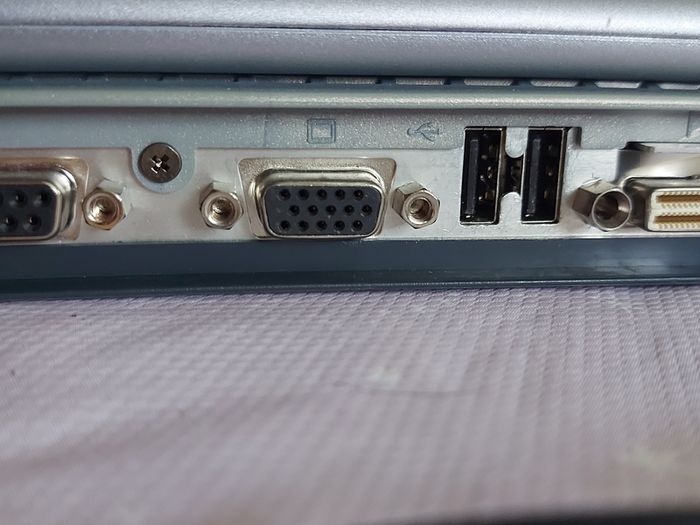 Rare Vintage Fujitsu Siemens Lifebook, E Series, FPC07048B Part number CP127259, Running Windows 2000 Professional, uses 3.5 floppy disk, 20GB HDD, amd all the connecting Ports from 30 years ago Era