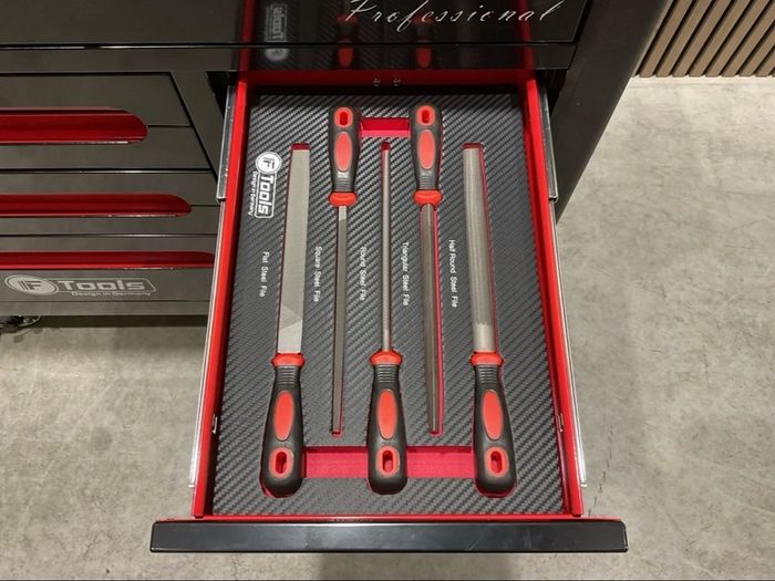 Brand New 12drawer Tool Chest Full Of Tools