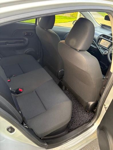 2015 Toyota Aqua S 1.5 Hybrid Automatic | LOW KM