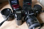MINOLTA Dynax 7000i with three Lenses and two Lamps Tested