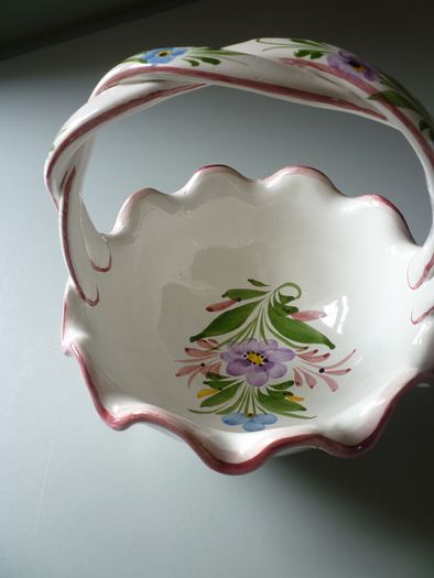 Giant Serving platter, Ramekins, Bowls, Dish. Plate. Moville. 8 ITEMS