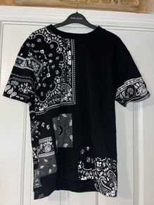 Black and White t shirt size large