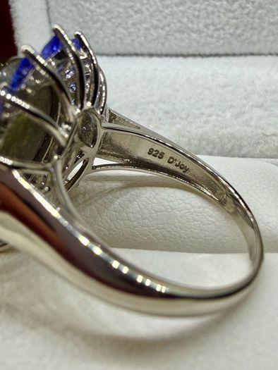 Sapphire & Tanzanite Ring
