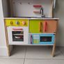 Play kitchen Image 4