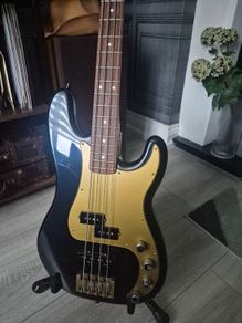 Fender Precision Special Deluxe Bass