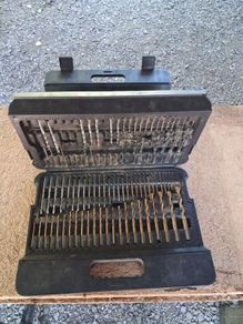 Drill bit set
