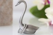 Metal Swan Ring Holder