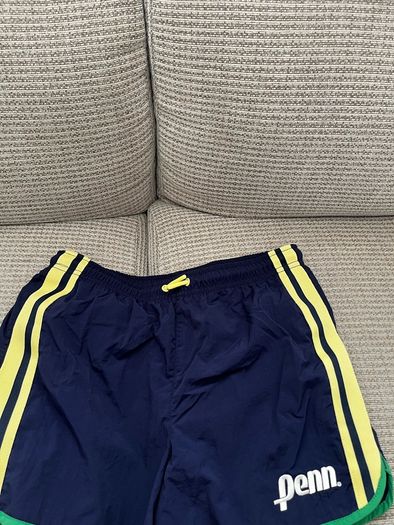 Penn jumper,t shirt and shorts
