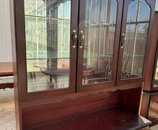 Large display cabinet