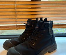 Palladium waterproof boots