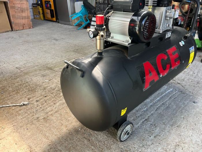 200 L air compressor