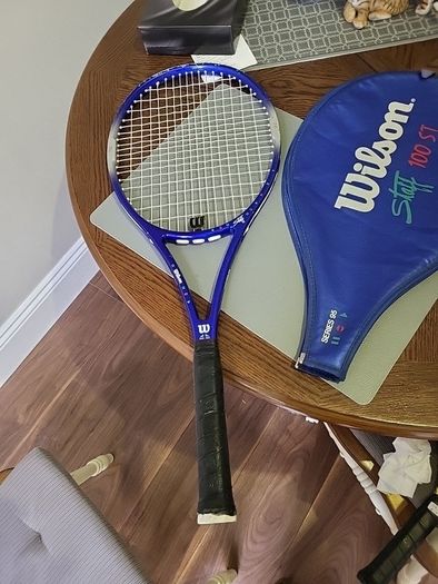 Tennis racket Wilson